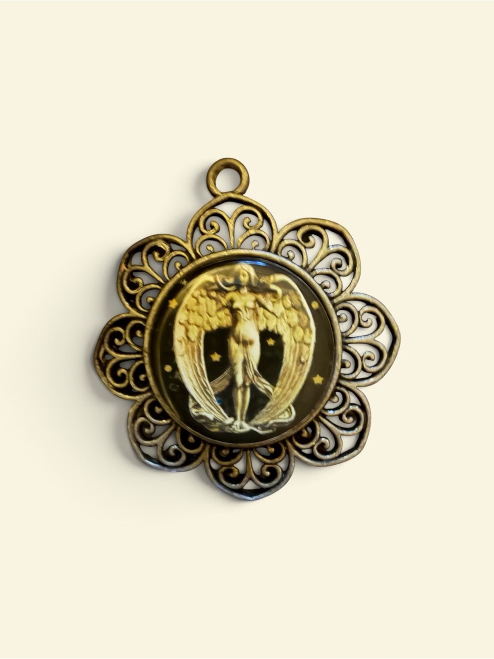 Antique-Style Angel Wing Filigree Pendant in Gold